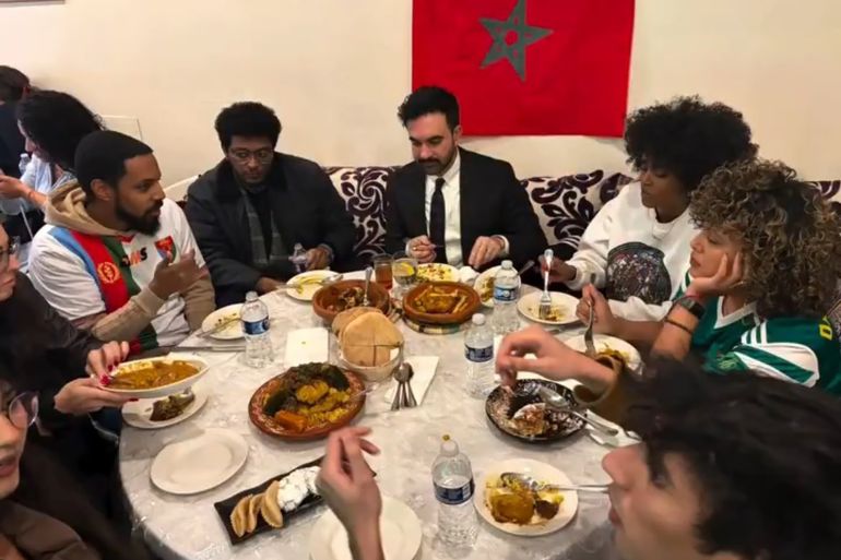 ممداني يشجع "أسود الأطلس" وسط الجالية المغربية (مواقع التواصل)