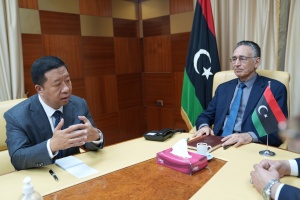 شركات صينية تتطلع لاستئناف مشاريعها في ليبيا، كما يقول القائم بالأعمال السفير