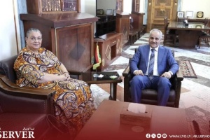 CBL governor discusses political and economic situation with Tetteh