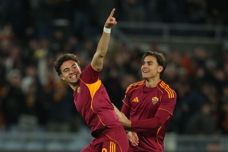 ROME, ITALY - NOVEMBER 27: Neil El Aynaoui of AS Roma celebrates with his teammate after scoring the opening goal during the UEFA Europa League 2025/26 League Phase MD5 match between AS Roma and FC Midtjylland at Stadio Olimpico on November 27, 2025 in Rome, Italy. (Photo by Paolo Bruno/Getty Images)