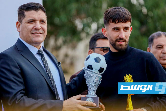 حفل التتويج من كأس الاستقلال لكرة القدم السباعية.