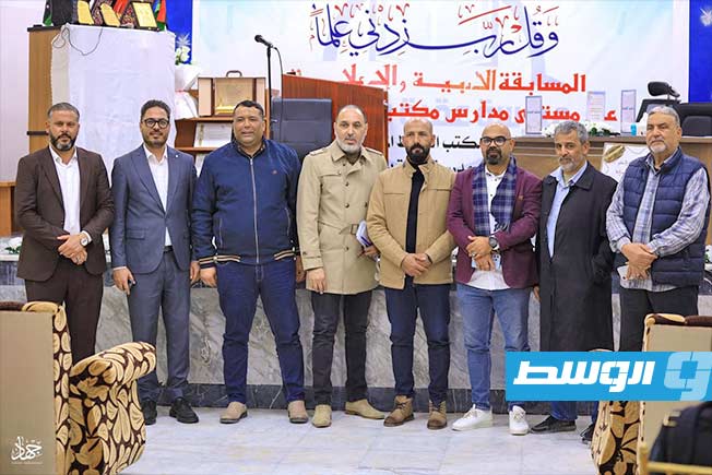 لجنة تحكيم أدبية وإعلامية تتابع مواهب الطلاب